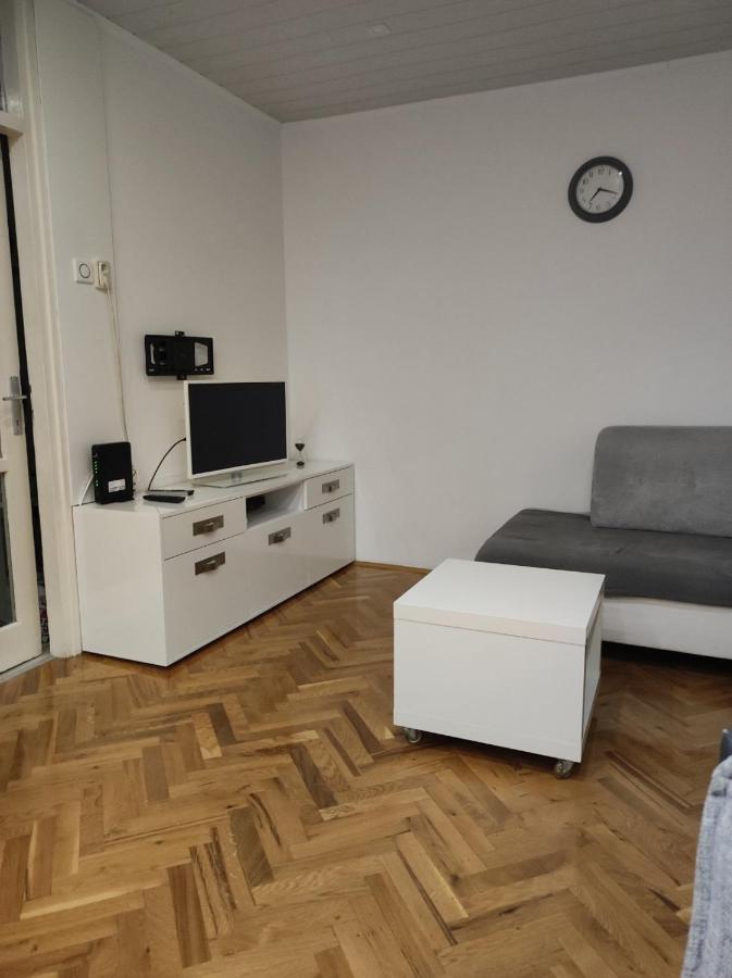 Lola Home Karlovac Esterno foto